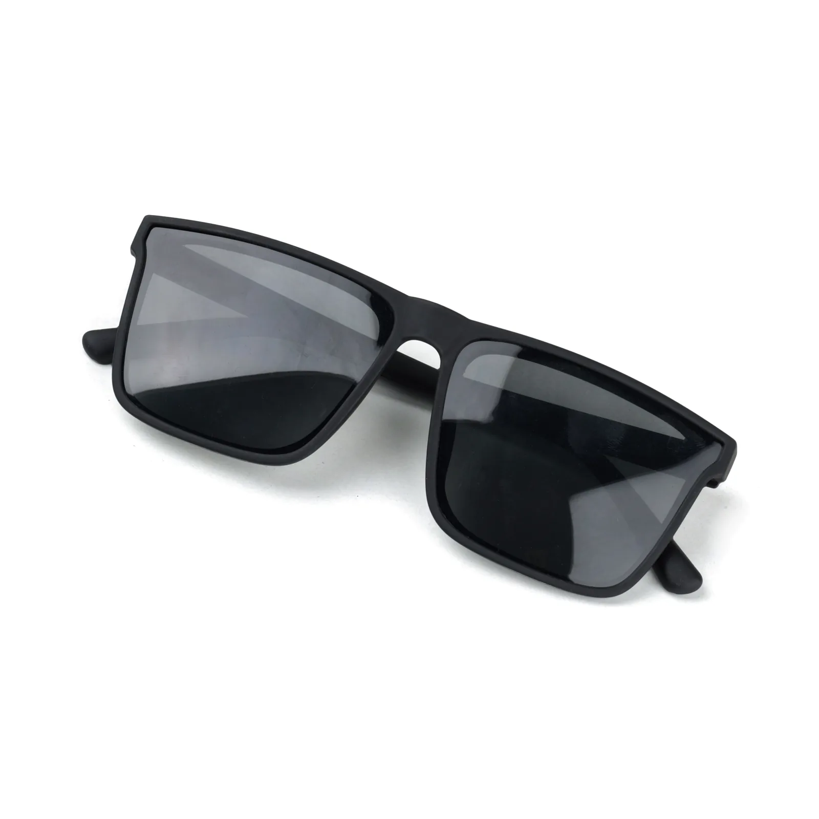 Gafas de sol Raysol Cabo de Palos rectangulares negro mate con lentes grises, plegadas