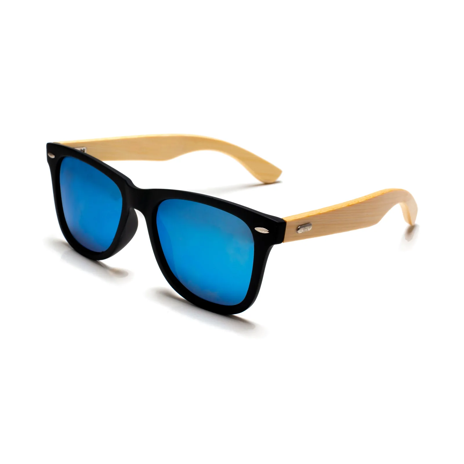 Gafas de sol Raysol Calblanque con frontal negro mate, varillas de bambú y lentes espejadas azules