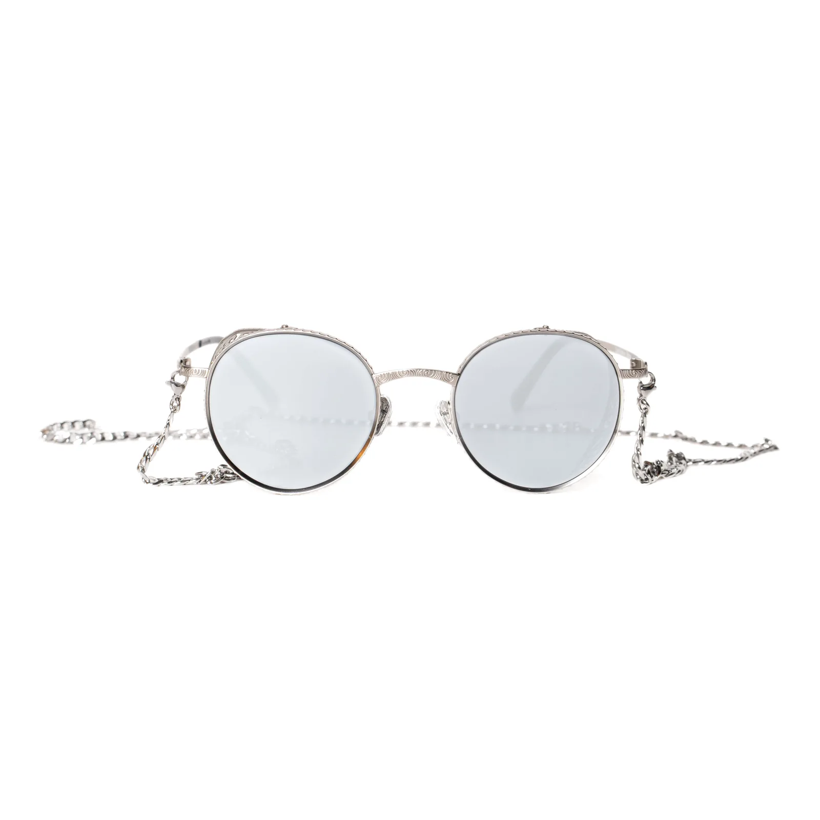 Gafas de sol Raysol Portmán de metal plata envejecida con lentes espejo plateado y cadena, vista frontal